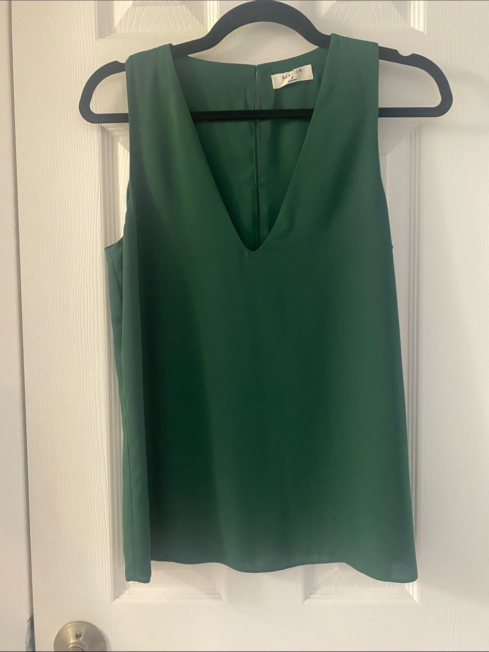 Babaton Emerald Green V-Neck Sleeveless Camisole